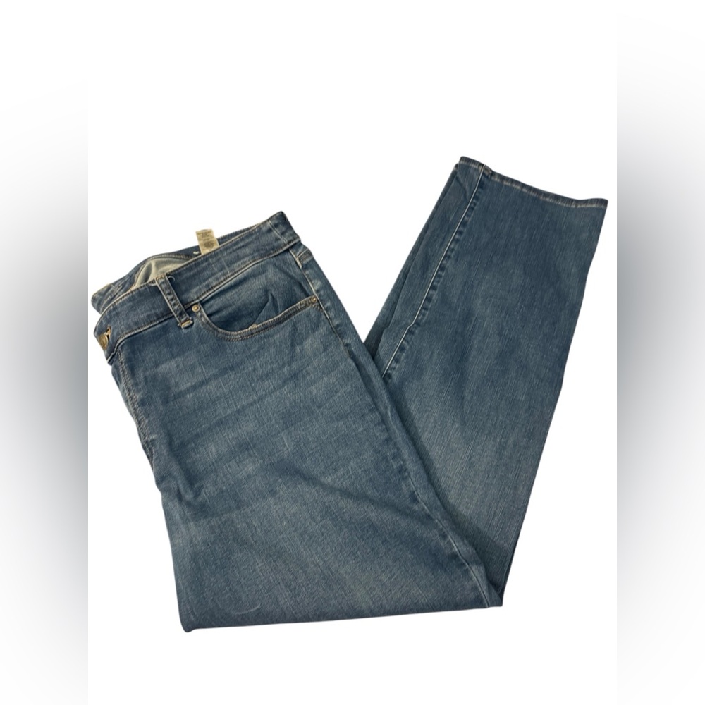 Chico’s Straight Leg High Rise Jeans| Size: 3 (16)